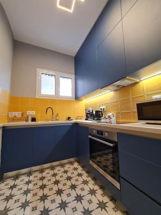 Simple & Noble Apartment Athen