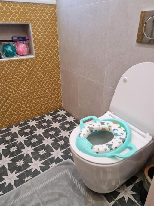 Simple & Noble Apartment Athens